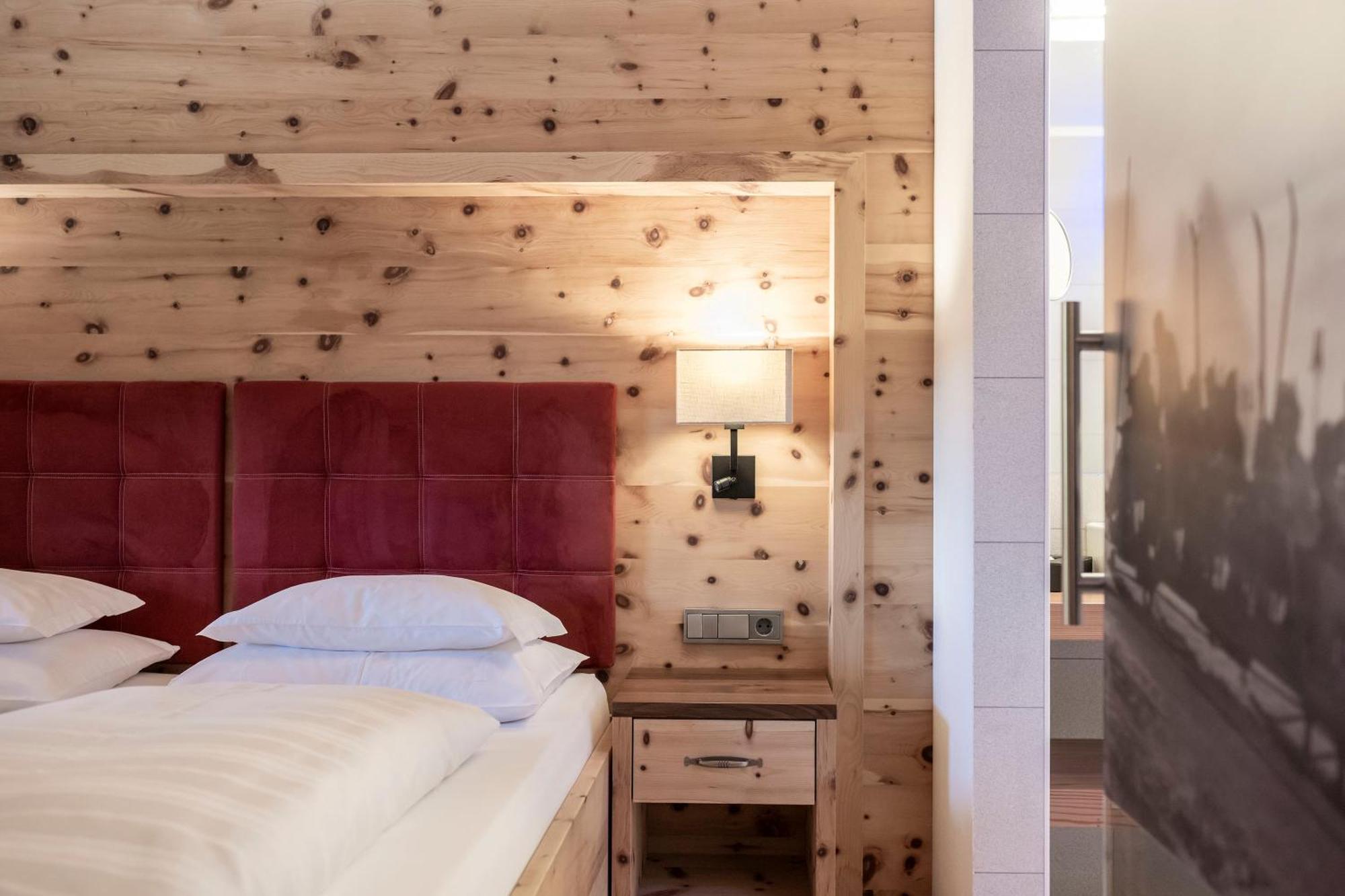 Dolmites Nature Hotel Vigilerhof ซีอูซี ภายนอก รูปภาพ