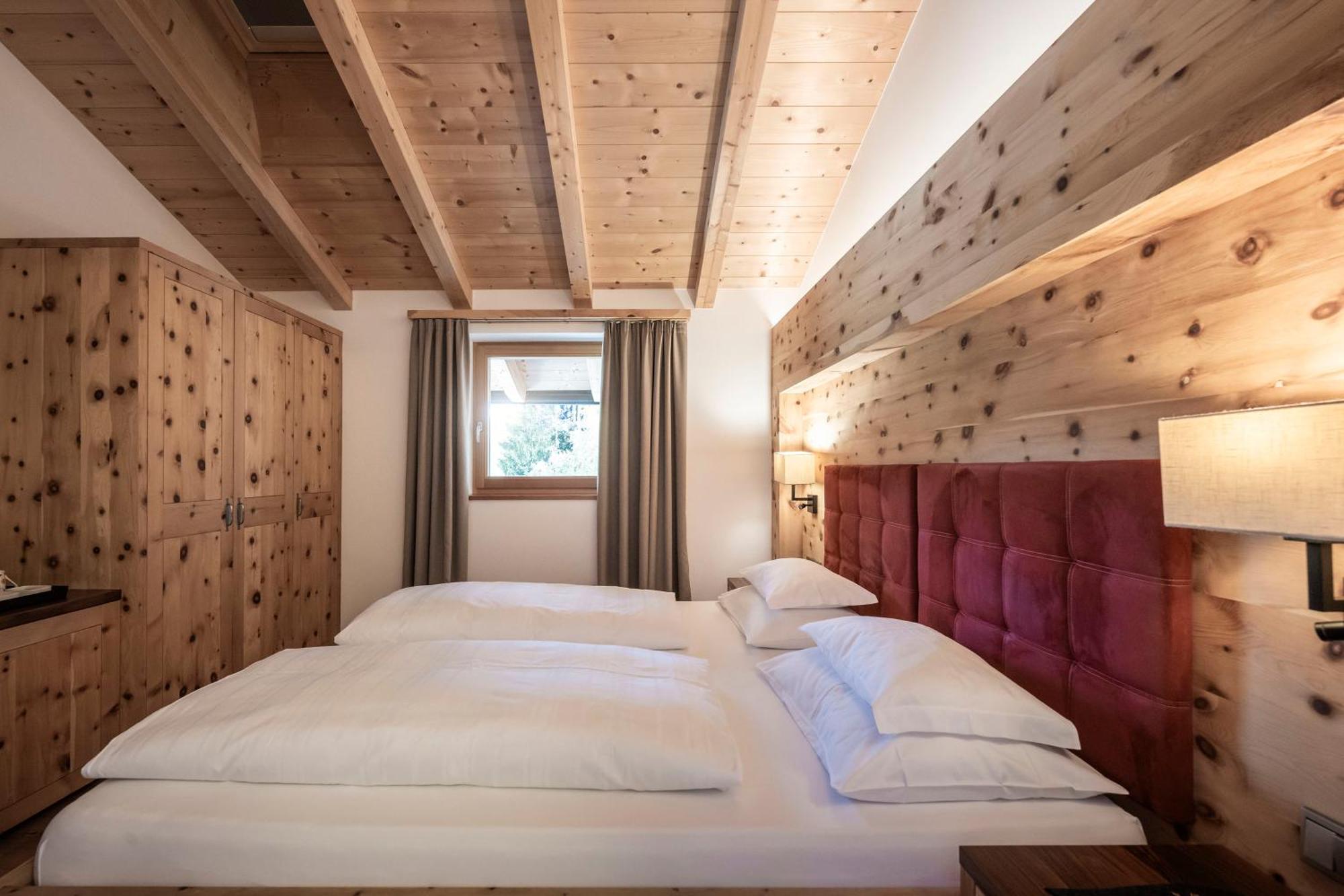 Dolmites Nature Hotel Vigilerhof ซีอูซี ภายนอก รูปภาพ