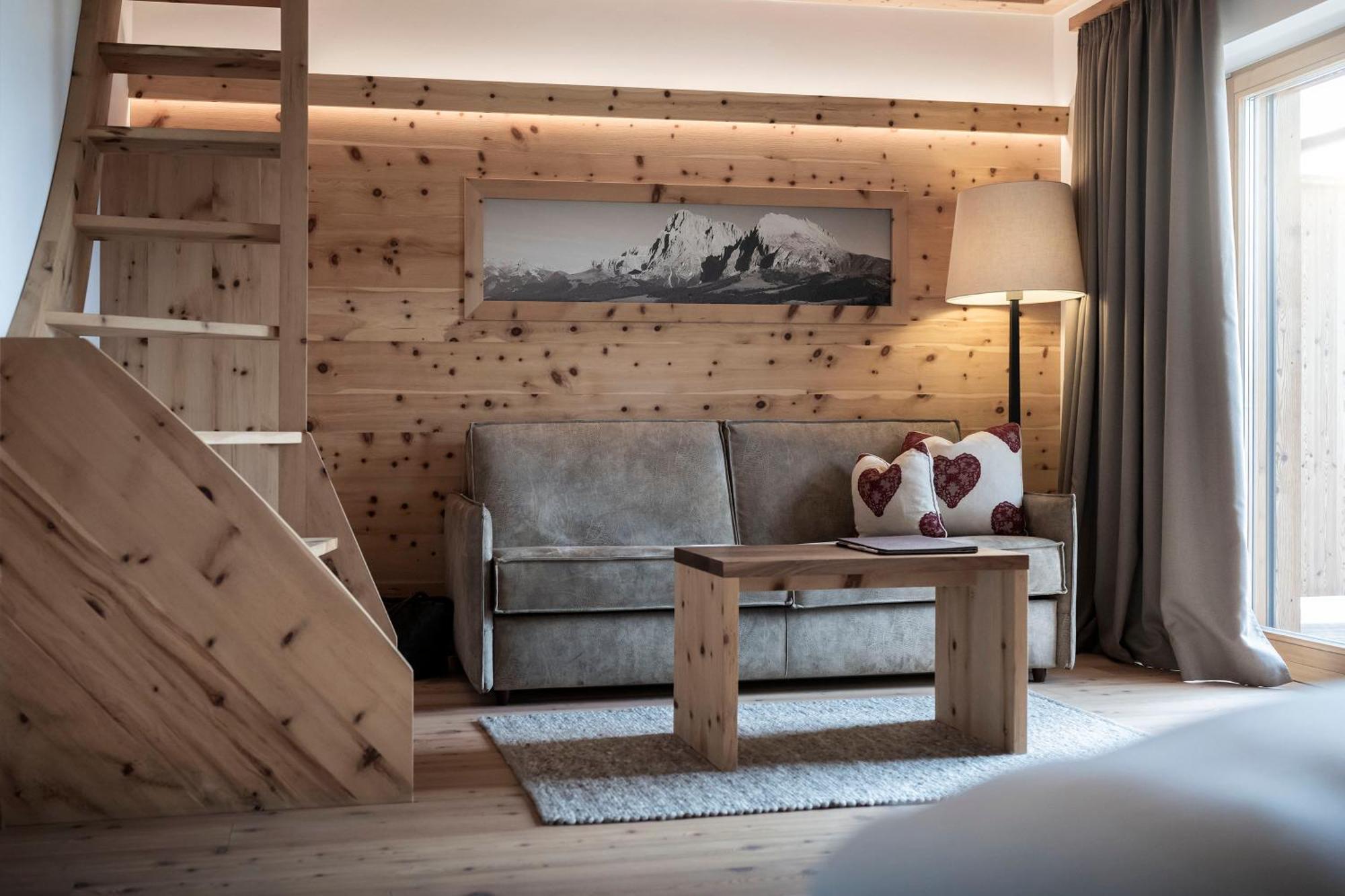 Dolmites Nature Hotel Vigilerhof ซีอูซี ภายนอก รูปภาพ