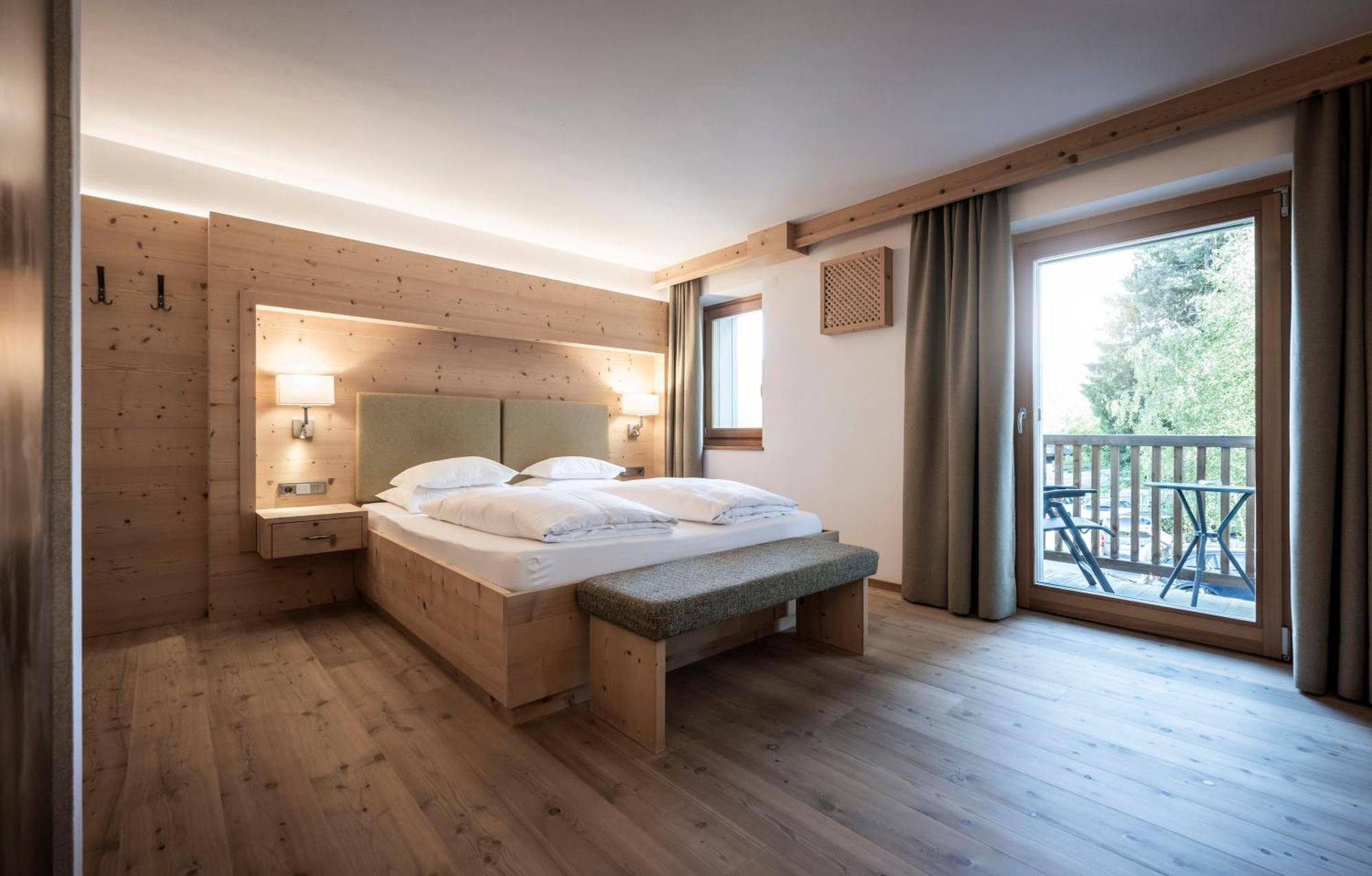 Dolmites Nature Hotel Vigilerhof ซีอูซี ภายนอก รูปภาพ