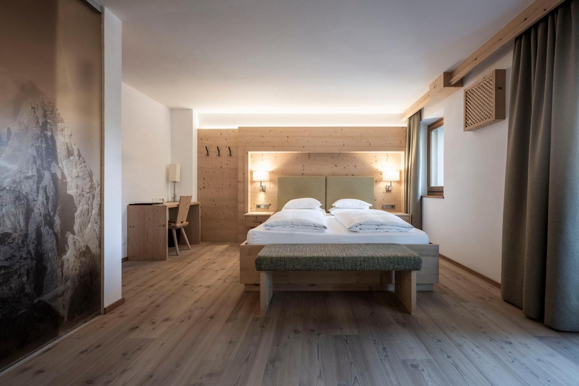 Dolmites Nature Hotel Vigilerhof ซีอูซี ภายนอก รูปภาพ