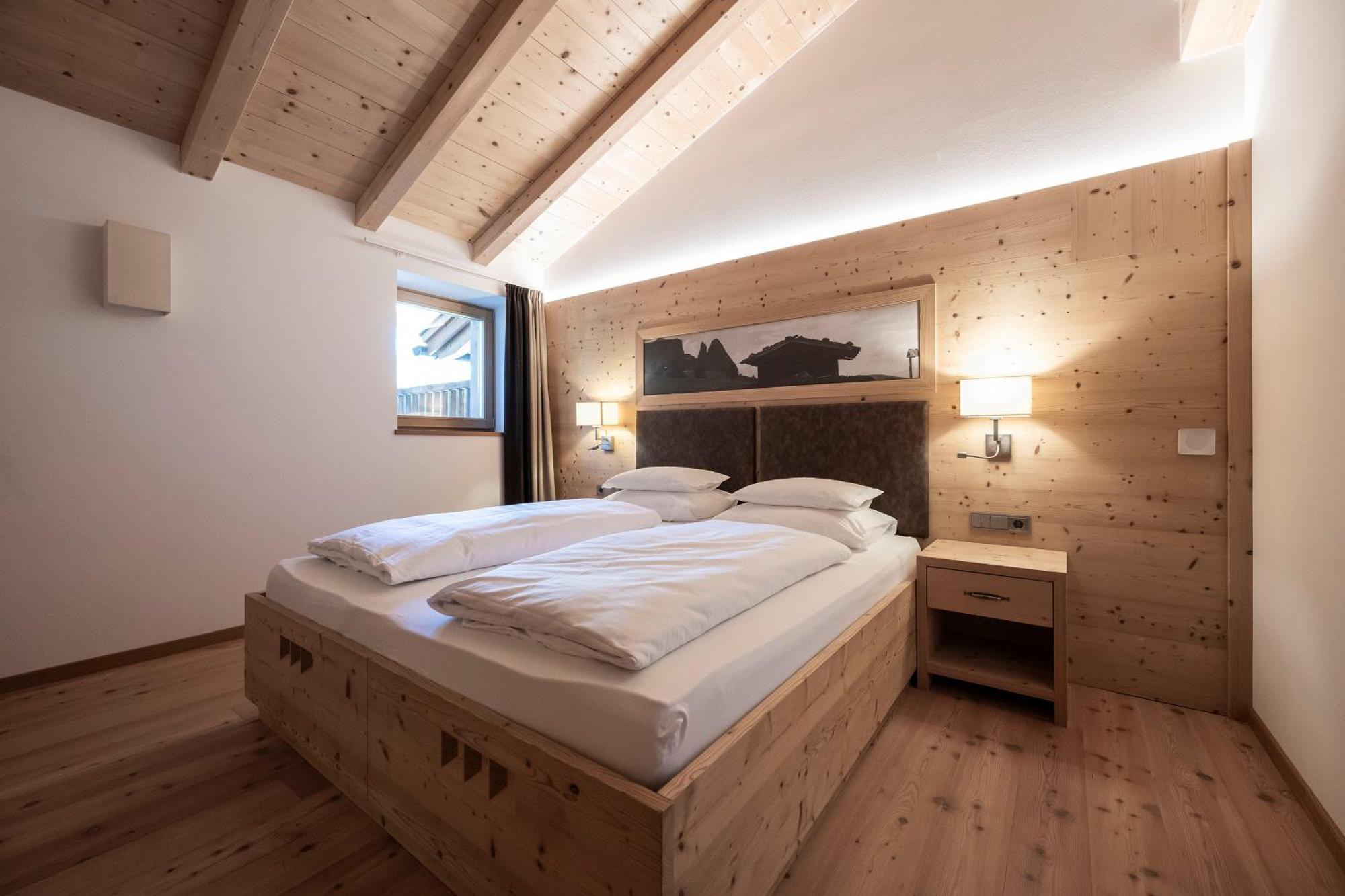 Dolmites Nature Hotel Vigilerhof ซีอูซี ภายนอก รูปภาพ
