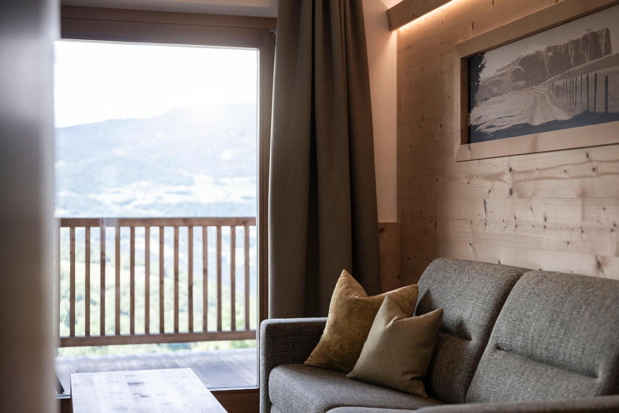 Dolmites Nature Hotel Vigilerhof ซีอูซี ภายนอก รูปภาพ