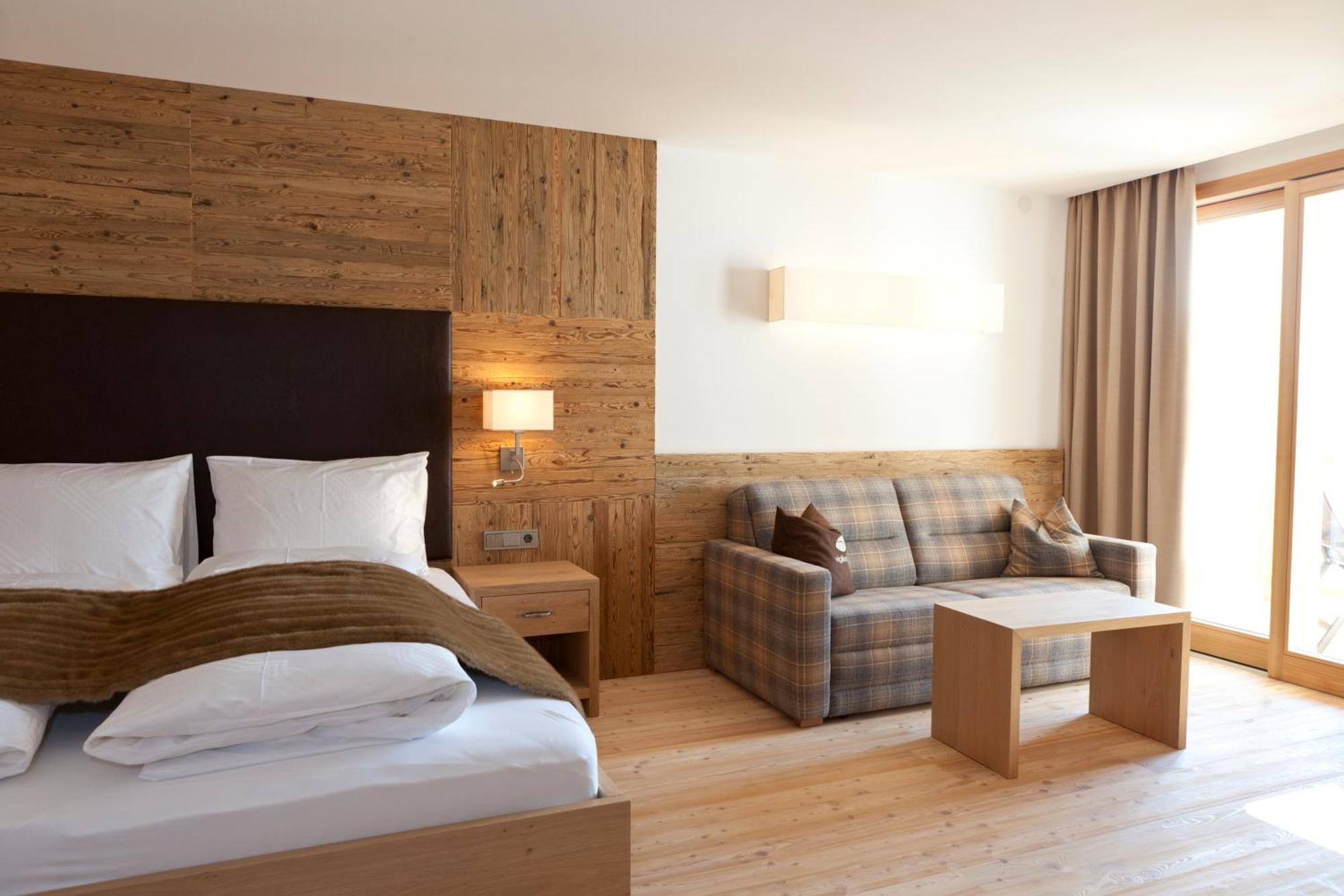 Dolmites Nature Hotel Vigilerhof ซีอูซี ภายนอก รูปภาพ